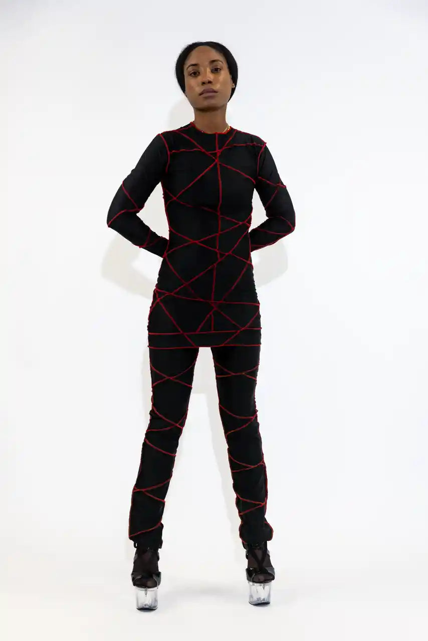 LEGGINGS LONGS ICONIQUES XB / PATCHWORK NOIR / COUTURES ROUGES