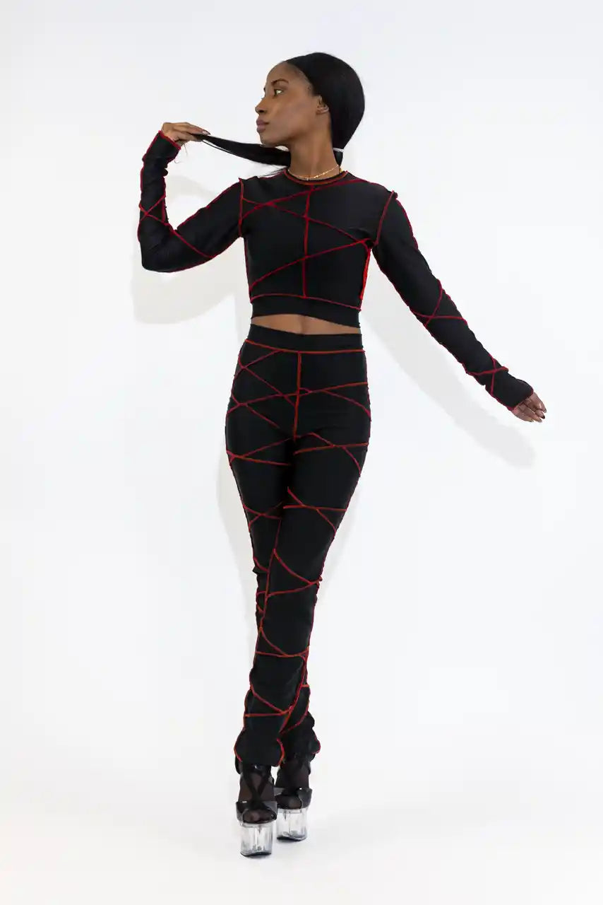 LEGGINGS LONGS ICONIQUES XB / PATCHWORK NOIR / COUTURES ROUGES