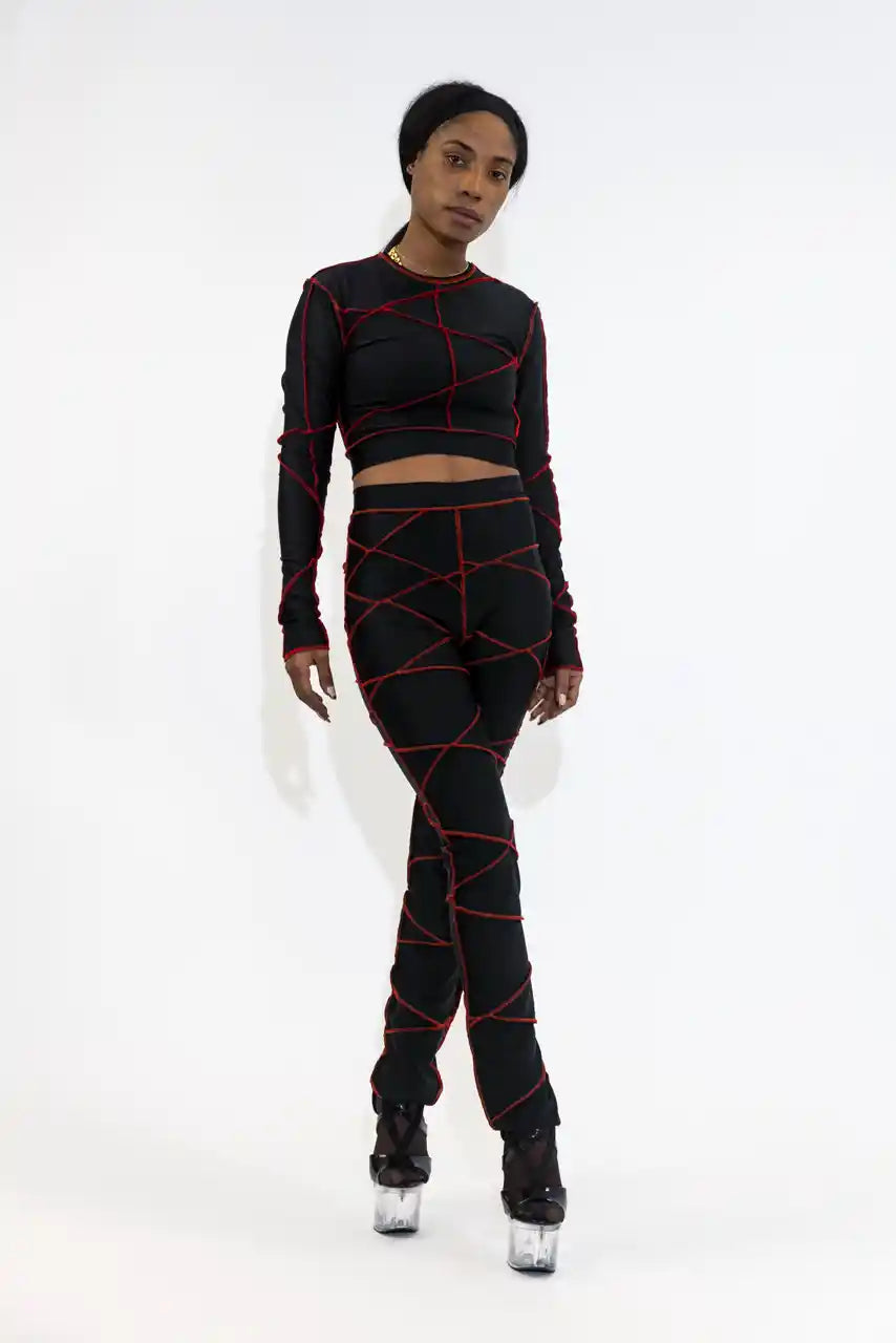 LEGGINGS LONGS ICONIQUES XB / PATCHWORK NOIR / COUTURES ROUGES