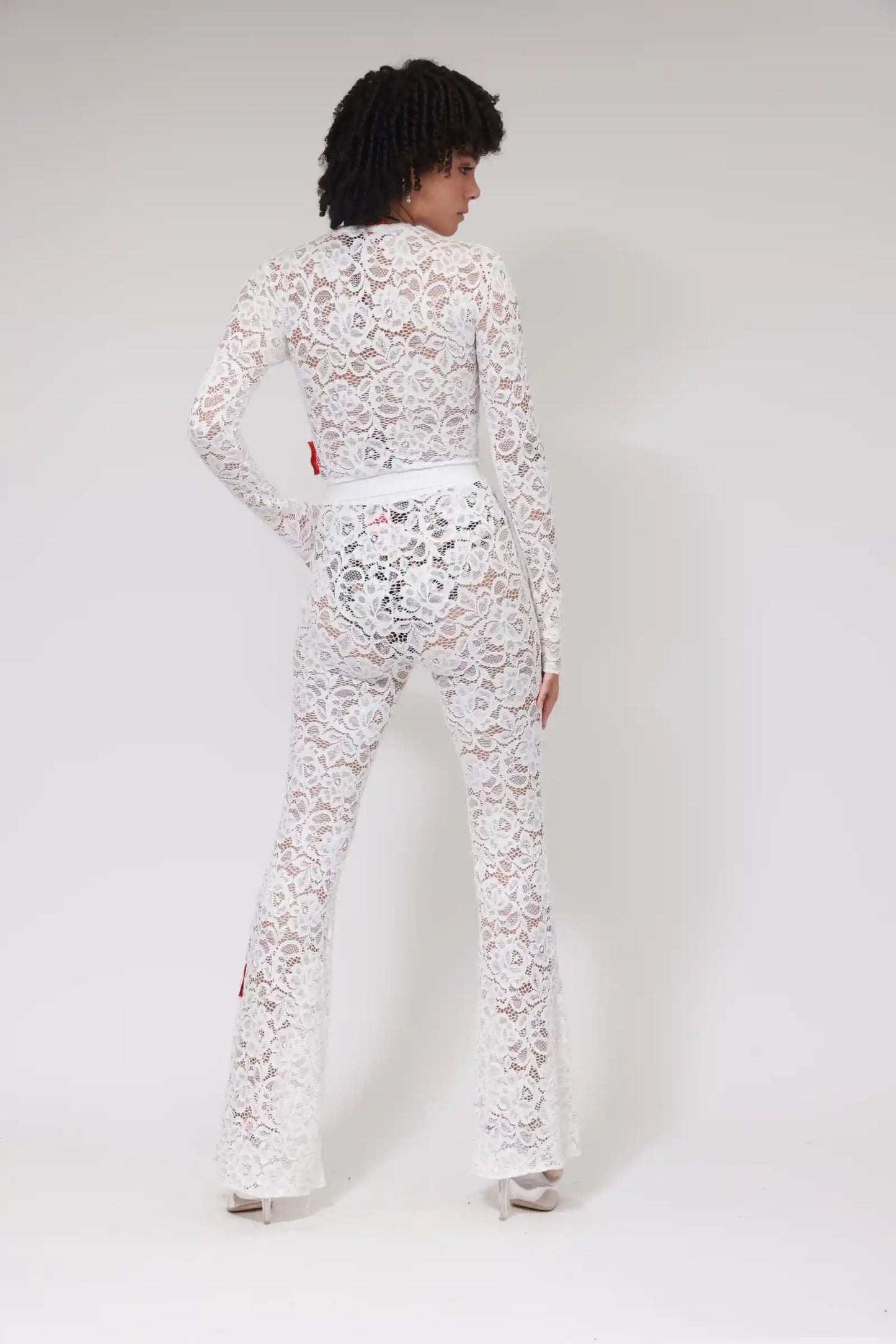 Croptop à manches longues en dentelle / Blanc