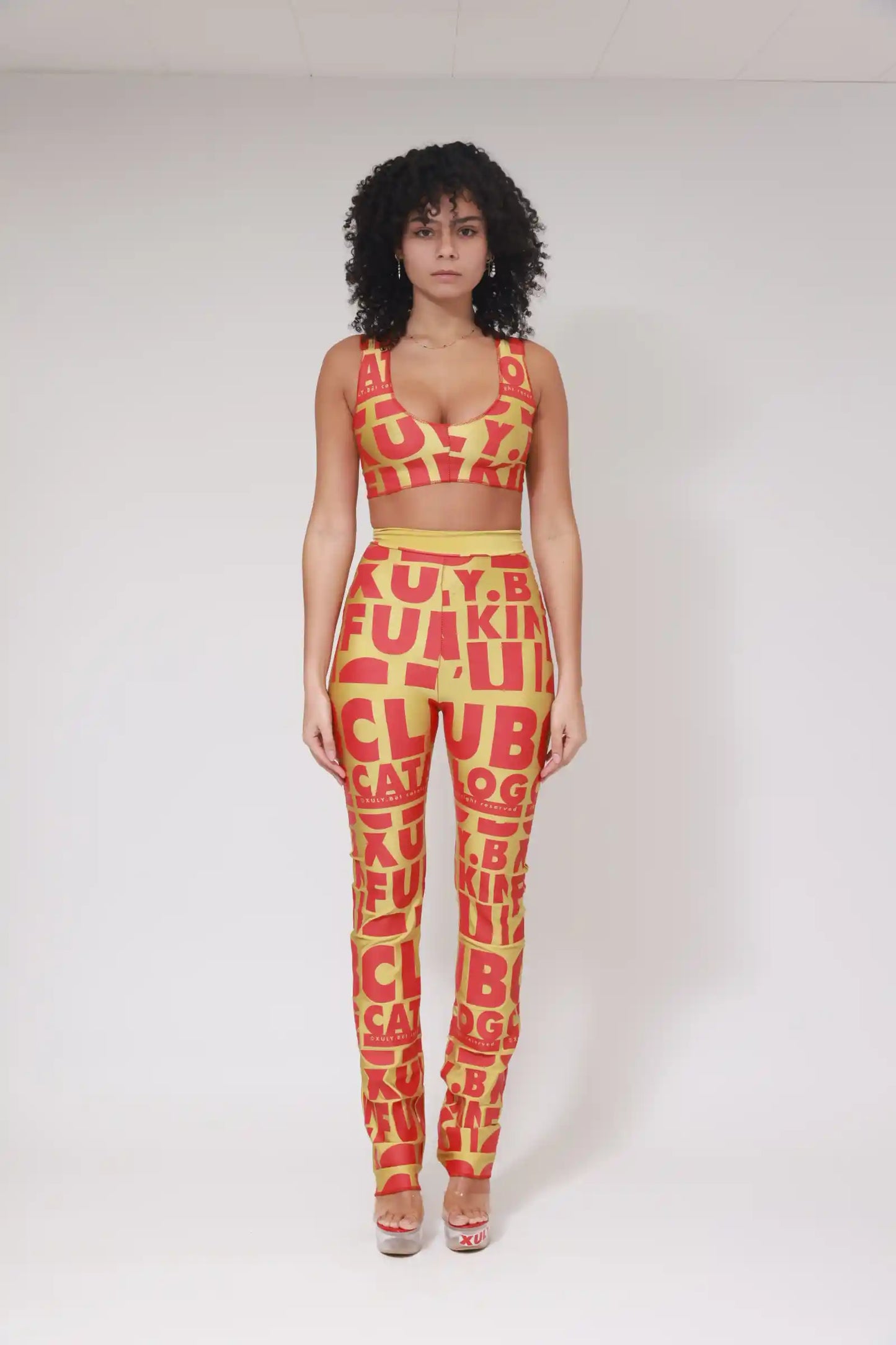 XB FLAGPRINT LONG LEGGINGS / RED ON GOLD / RED STITCHING