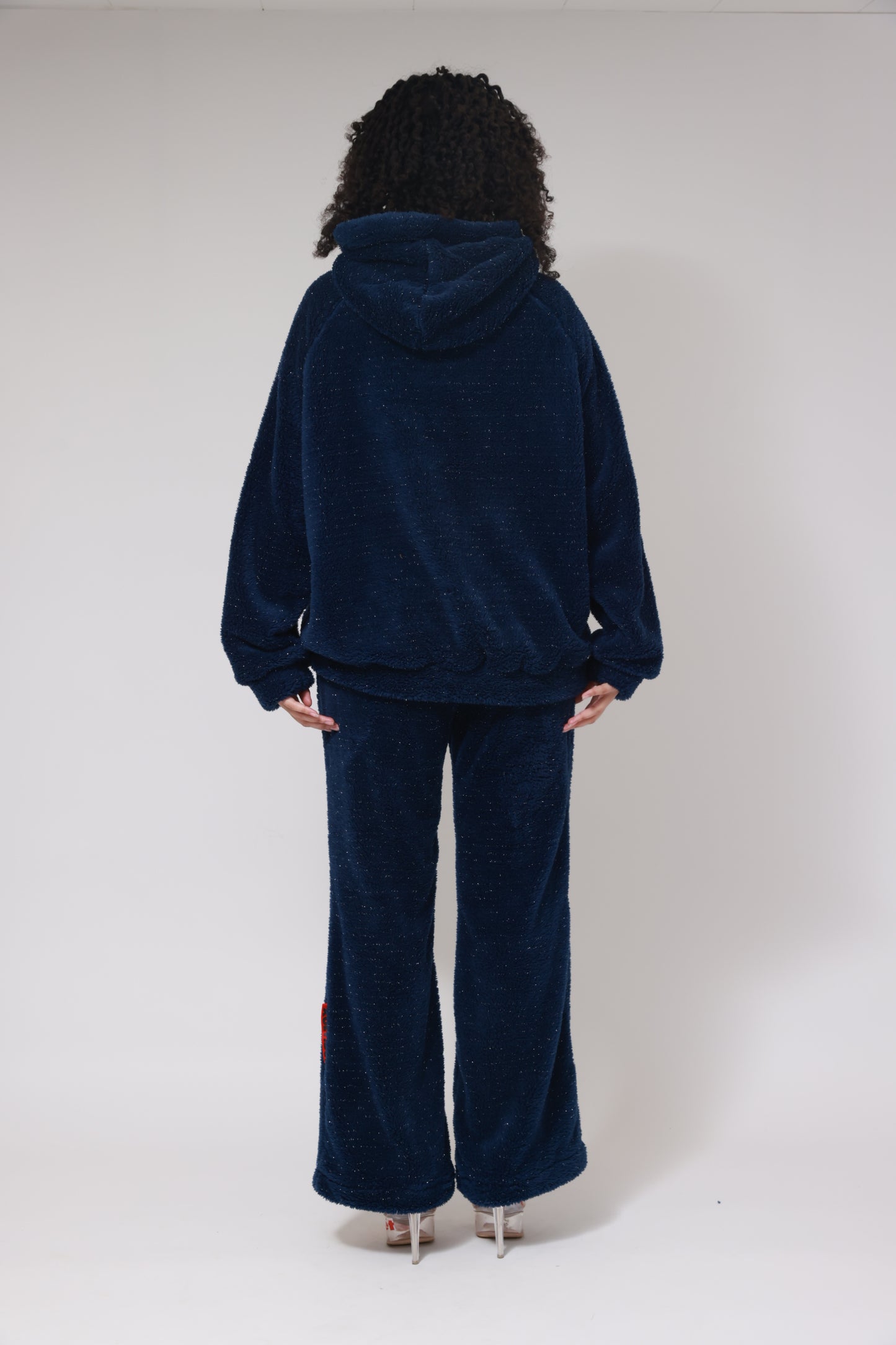 PANTALON FLAIRE EN POLAIRE PAILLETTE
