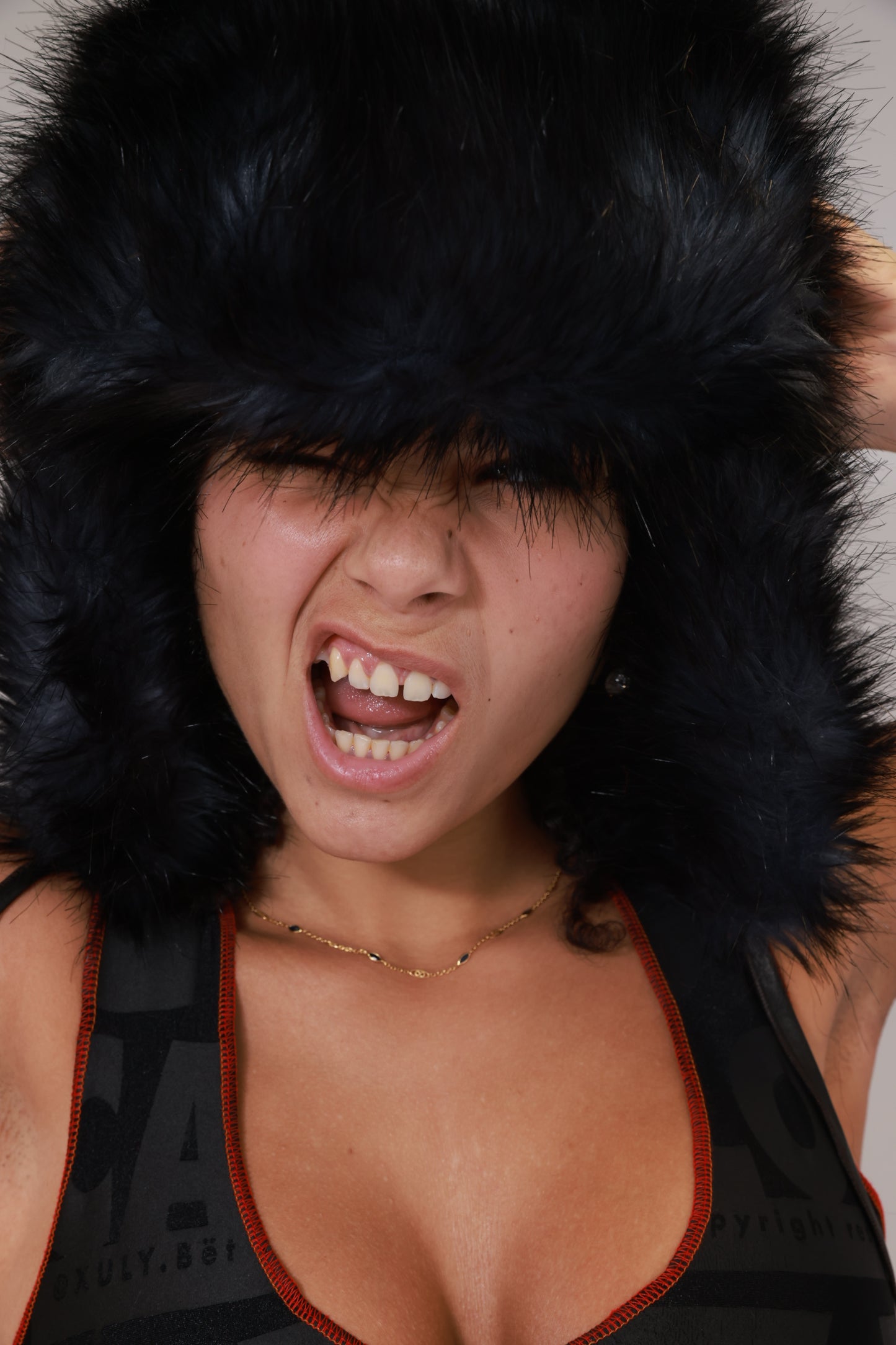 FAUX FUR CHAPKA FOX STYLE / BLACK