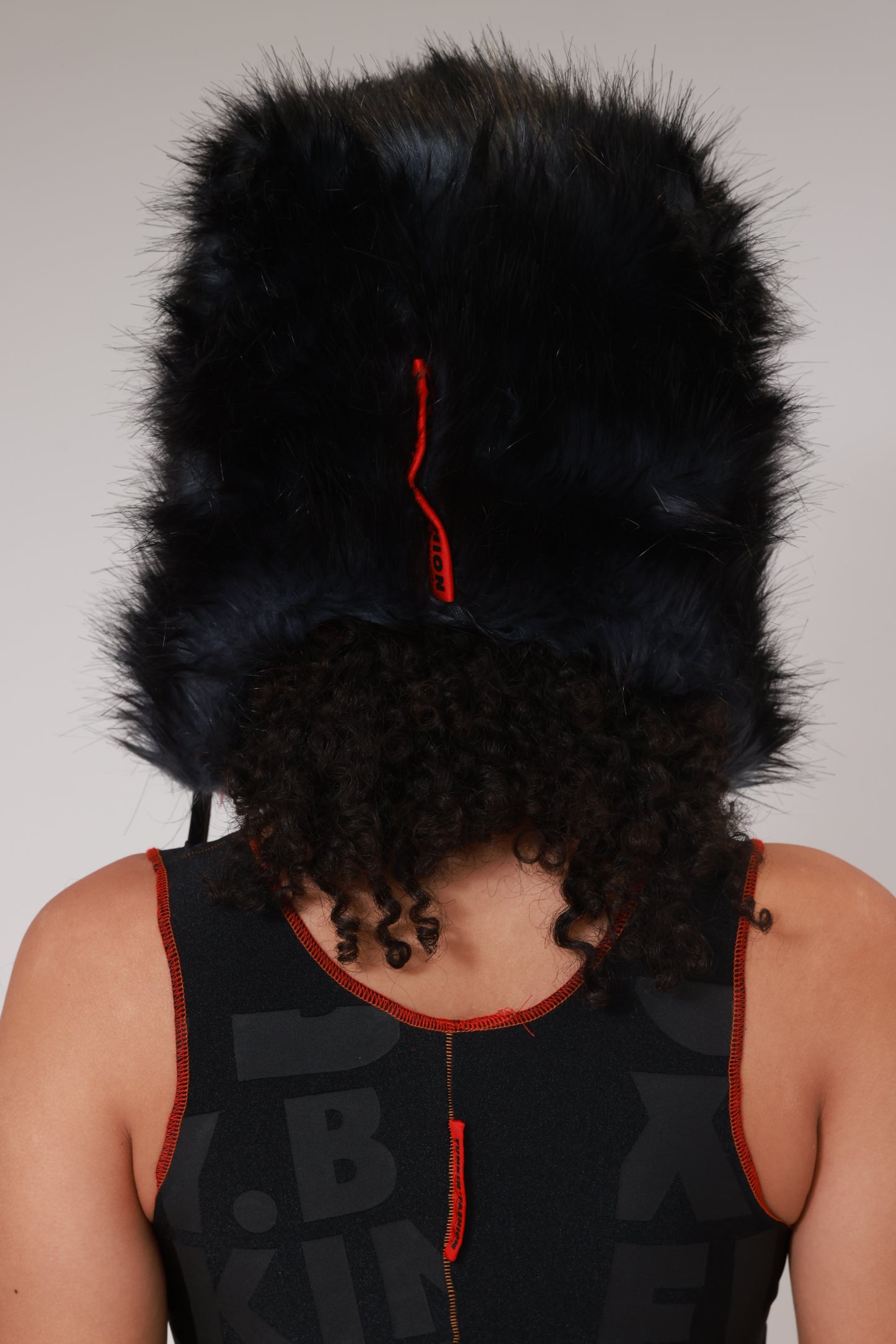 FAUX FUR CHAPKA FOX STYLE / BLACK