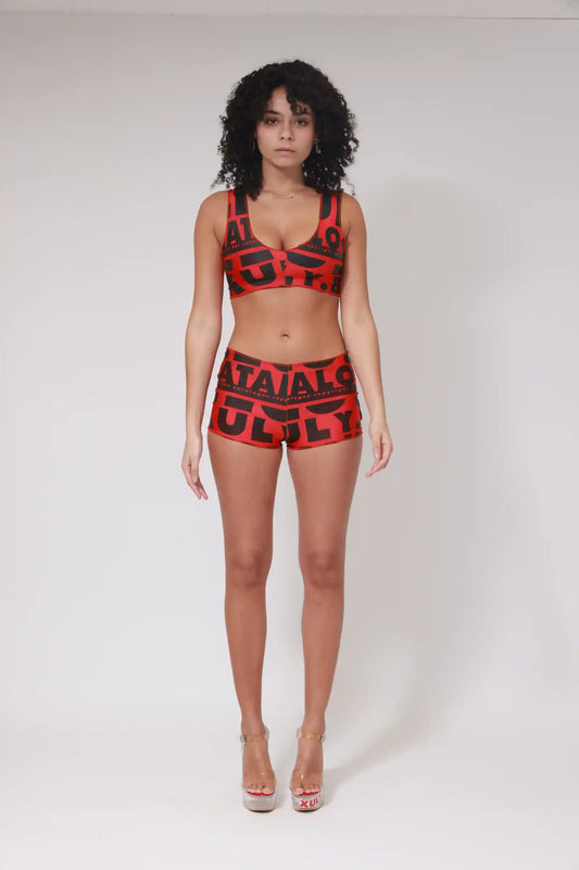 Brassière à imprimé drapeau XB / Noir sur rouge
