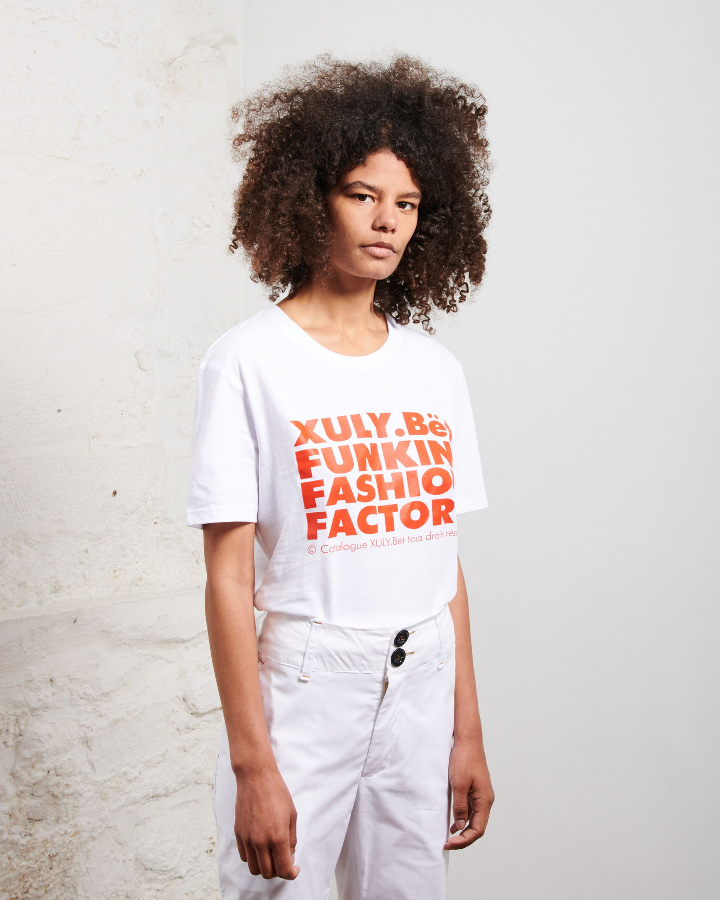 Le T-shirt 'FUNKIN FASHION FACTORY' by XULY.Bët